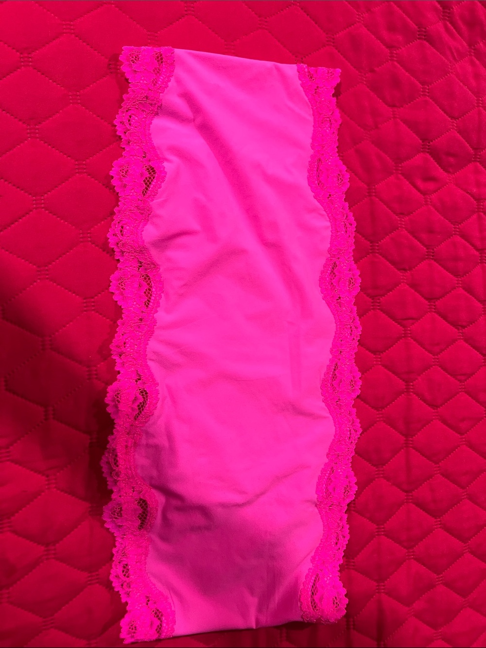 SKIMS Fits Everybody Lace Bandeau in Color Taffy Multi NWT